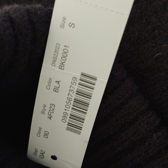 Black J Crew turtleneck sweater - Picture 5 of 9